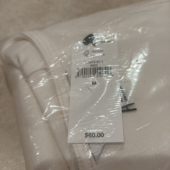 NWT Banana Republic White Soft Touch Scuba Fitted Top Size M - Picture 3 of 5